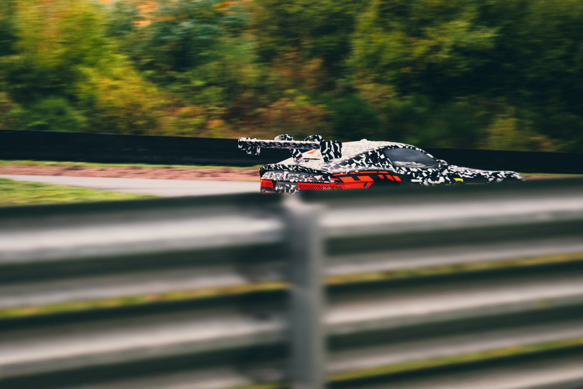 SMALL_Okt 2025_CONCEPT AMG GT TRACK SPORT_4